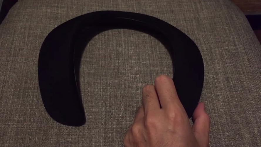 Amazon.co.jp: Bose SoundWear Wearable Companion Neck Speaker